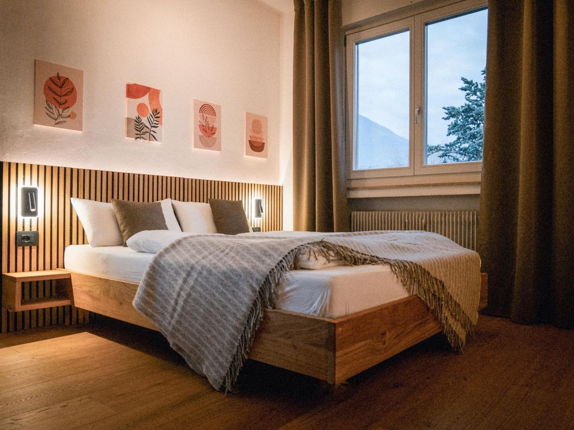 Bergblick In Zentrumsnähe Mit Garage Meran